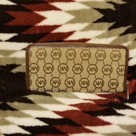 Wallet - Picture 2 of 3